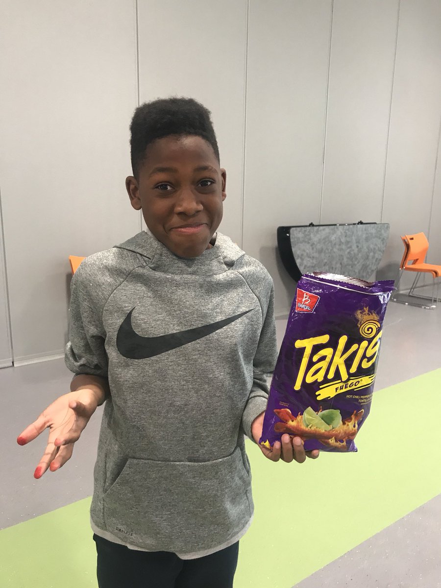 HBraggEvents's tweet image. This sweet boy shares his Takis with his favorite social studies teacher today.   Nysheem has a heart of gold.  #abetterNCCAE @HBraggNCCAE @NCCAElementary
