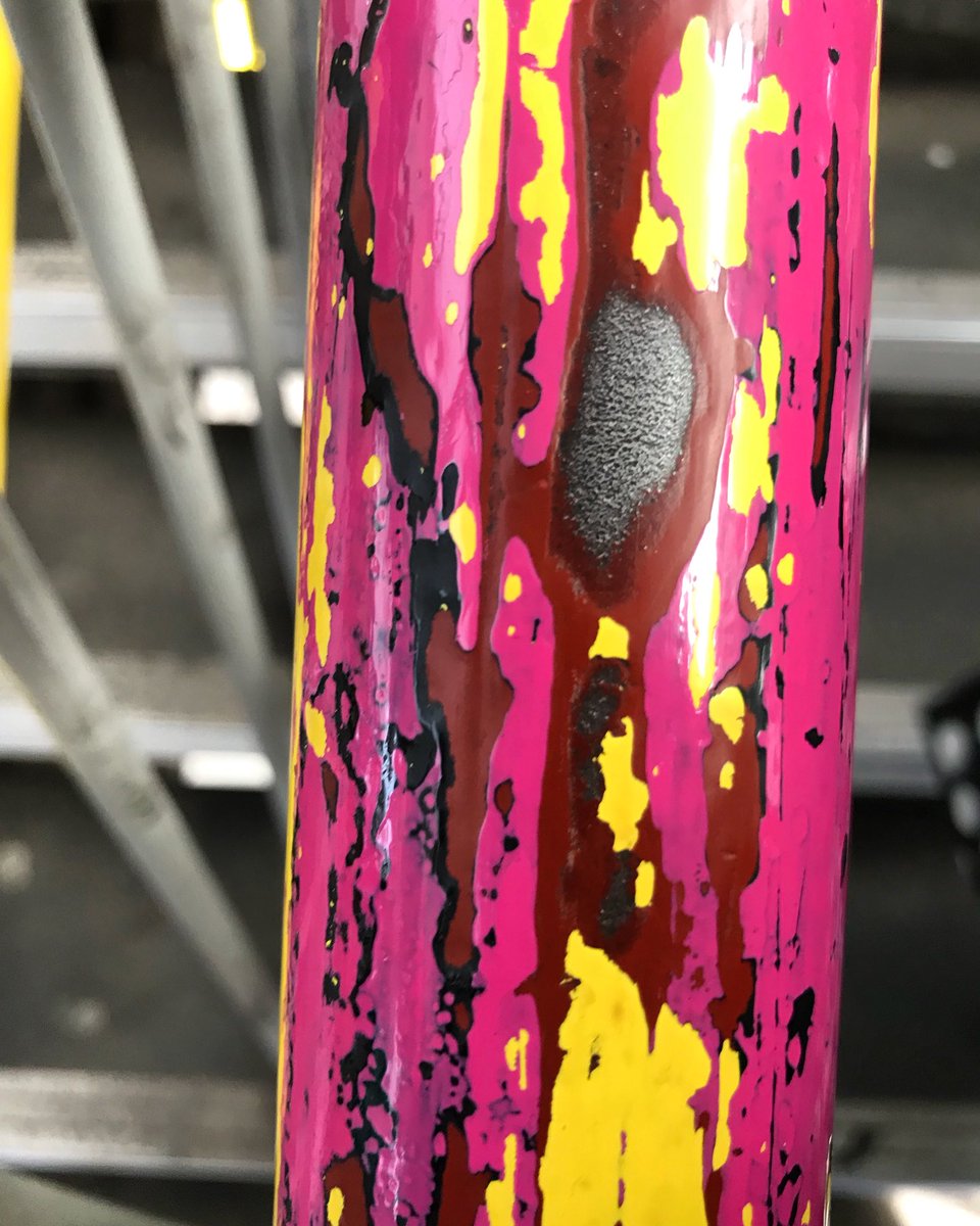 LizAtkin's tweet photo. Handrail paintwork away by thousands of touches...Barking Station. Exquisite decay #texturehuntergatherer #texture #textures #accidentalart #grime #dailytexture #london #decay #exquisitedecay #textureporn #debris #decayporn #lines https://t.co/M6XXpjNt2a