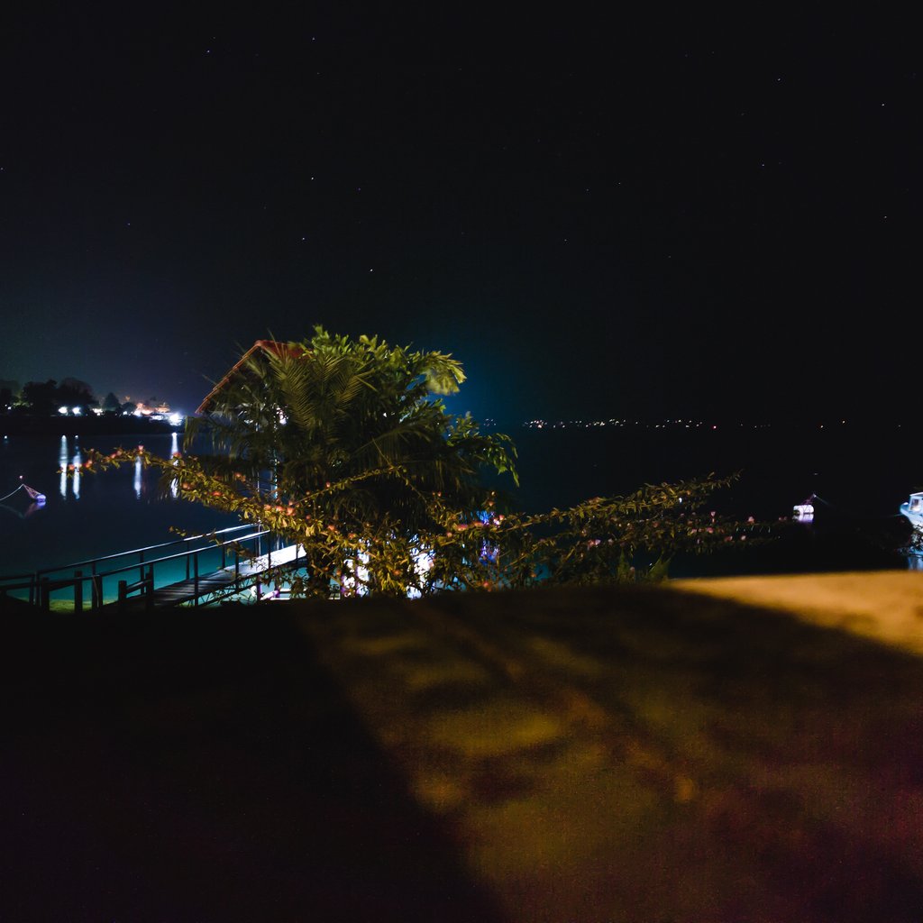 cellphonecreate's tweet photo. Night photo of lake #atitlan simply gorgeous.

https://t.co/QCYylPOHUl

#nightphotography #mobilephotography #androidphotographers #shotfromthegalaxy #galaxynote8 #like4like #followthechannel https://t.co/OAkALMNixh