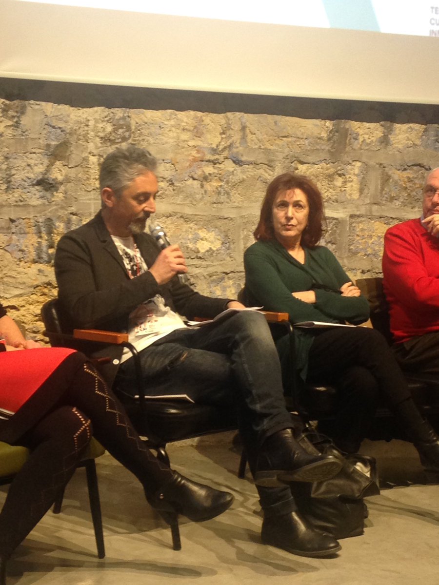 Il tavolo di lavoro di <a href="/SettimioPisano/">Settimio Pisano</a> ha ragionato sull'identità del territorio, sul rapporto con esso. Si è parlato di #centro e #periferia e di distanze cognitive e geografiche