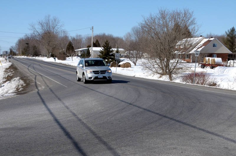 Paving headway on Headline Road  bit.ly/2HZP2VM #HeadlineRoad @SStormont @SDGCounties #CountyRoad44 https://t.co/owideOJwIm