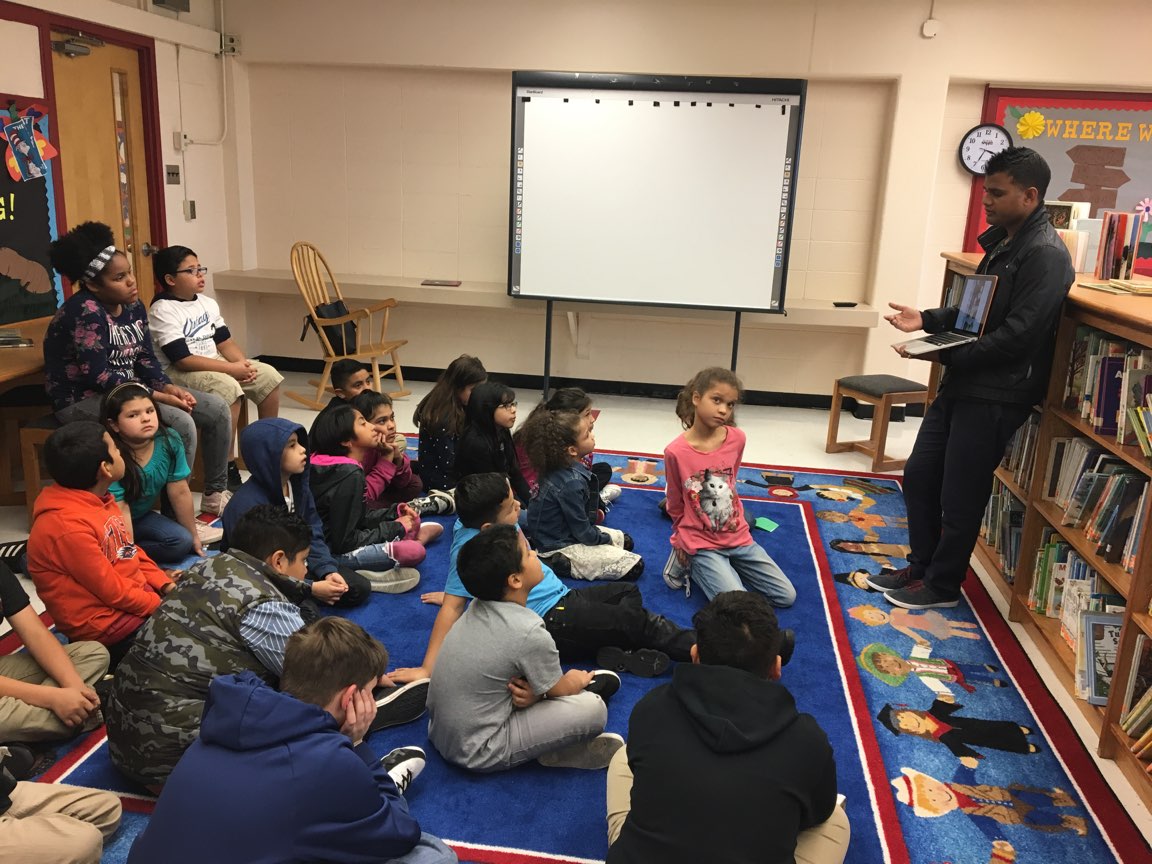 FotoFestLTP's tweet photo. Thank you so much to @FotoFest_Intl exhibiting artist Vicky Roy for sharing his work and story with students at @WhittierES_HISD 
#ltpcreate https://t.co/zLVwuIxWwe