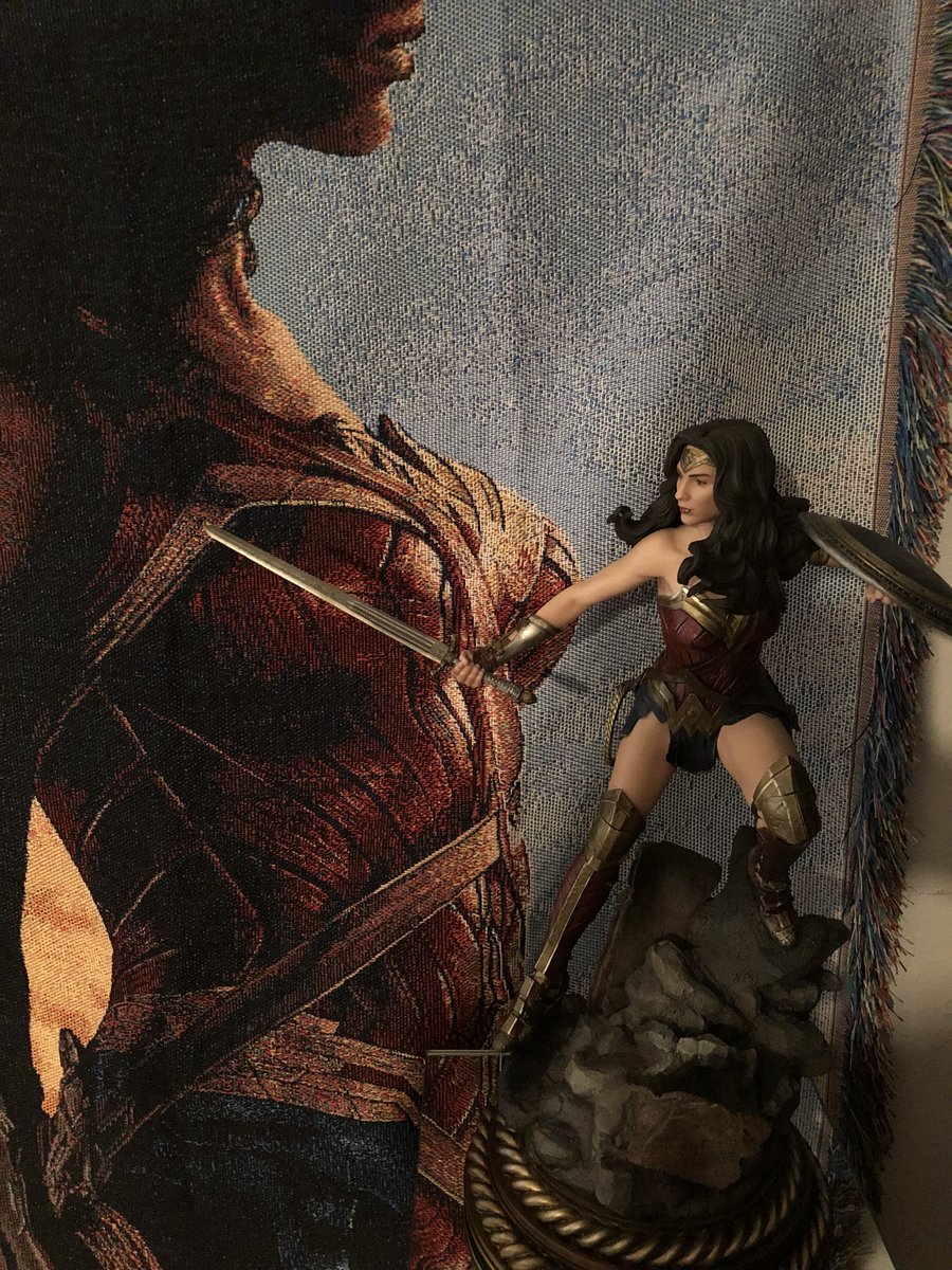 RichScar's tweet image. My precious...❤️ #WonderWoman #SideshowCollectibles