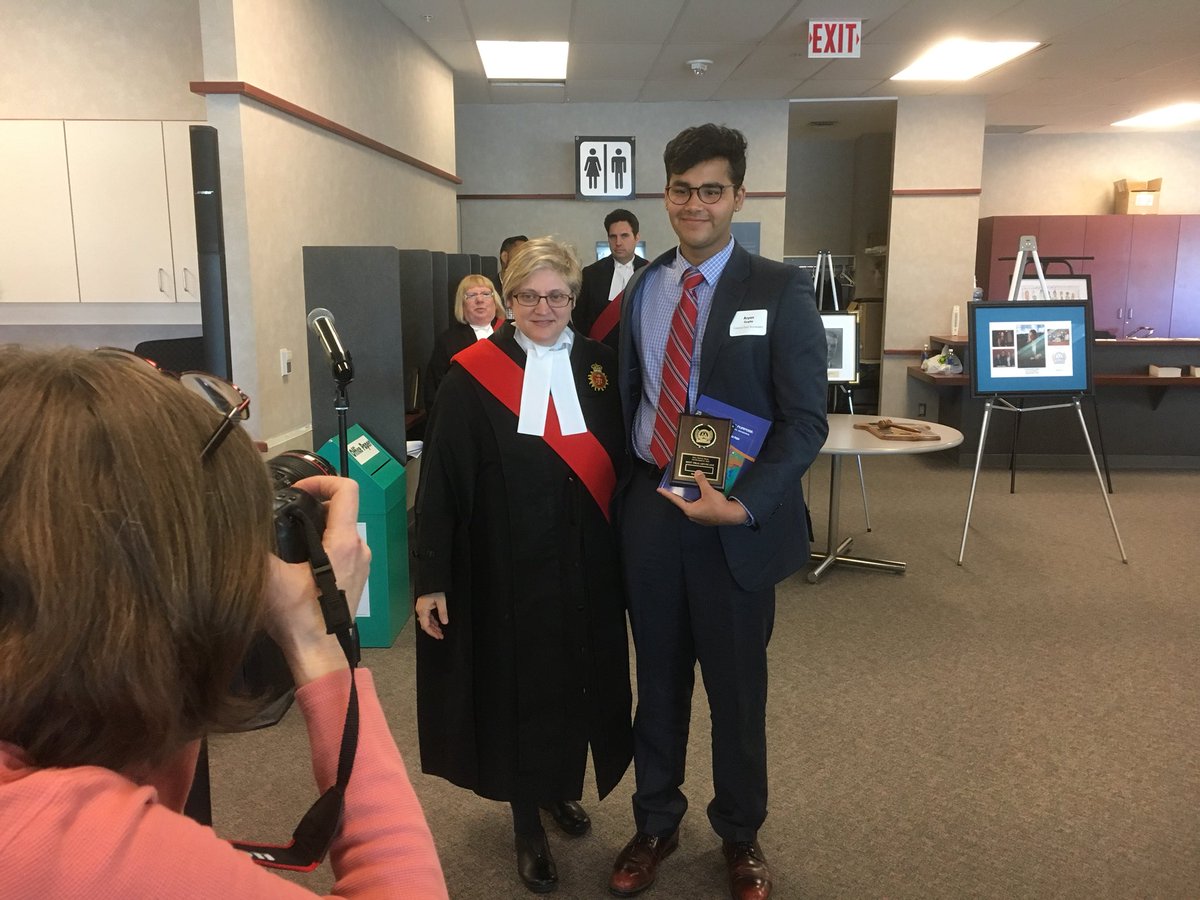 JSchikschneit's tweet photo. I am so proud of my mock trial team! Congrats to @CentralPeel1 mock trial team for winning the Peel Mock Trial Tournament! #PMTT #playforthecrest @cpssSAC @SRCoroza @arygupta2000 @PeelSchools https://t.co/0TnmBSKg3r
