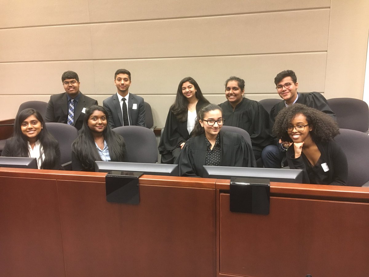 JSchikschneit's tweet photo. I am so proud of my mock trial team! Congrats to @CentralPeel1 mock trial team for winning the Peel Mock Trial Tournament! #PMTT #playforthecrest @cpssSAC @SRCoroza @arygupta2000 @PeelSchools https://t.co/0TnmBSKg3r
