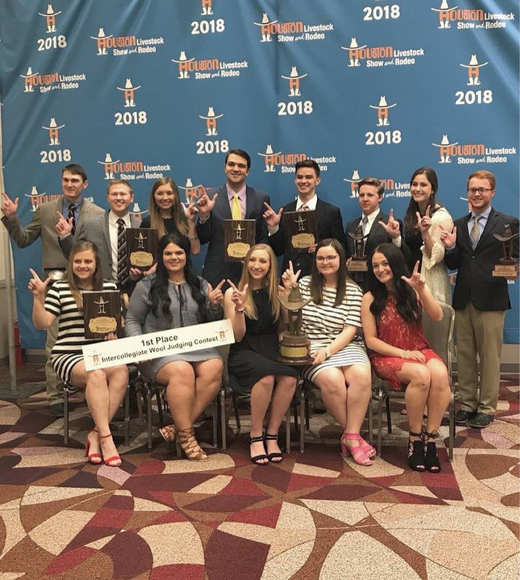 TexasTech's tweet photo. #TexasTech Wool Judging Team Claims Third National Championship https://t.co/pCDchXVNGQ https://t.co/n0sk367oo6