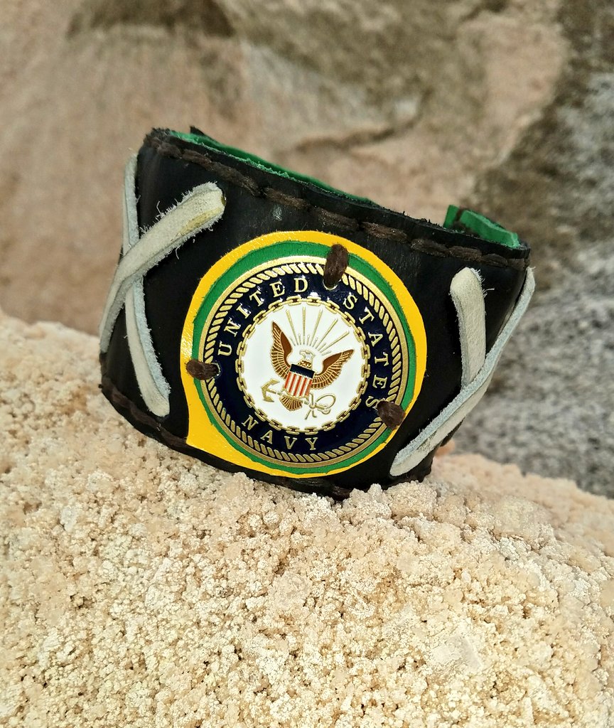 conte_dennis's tweet photo. #oneofakind #handmade #leather #cuffs #navy #minted #challengecoin #loyalty #honor #respect #expressyourself #takenprideinmywork #donttreadonme #johndeer #colors #handstitched #signedanddated #mypassion #ishipstuffanywhere https://t.co/n9TZA5khCE