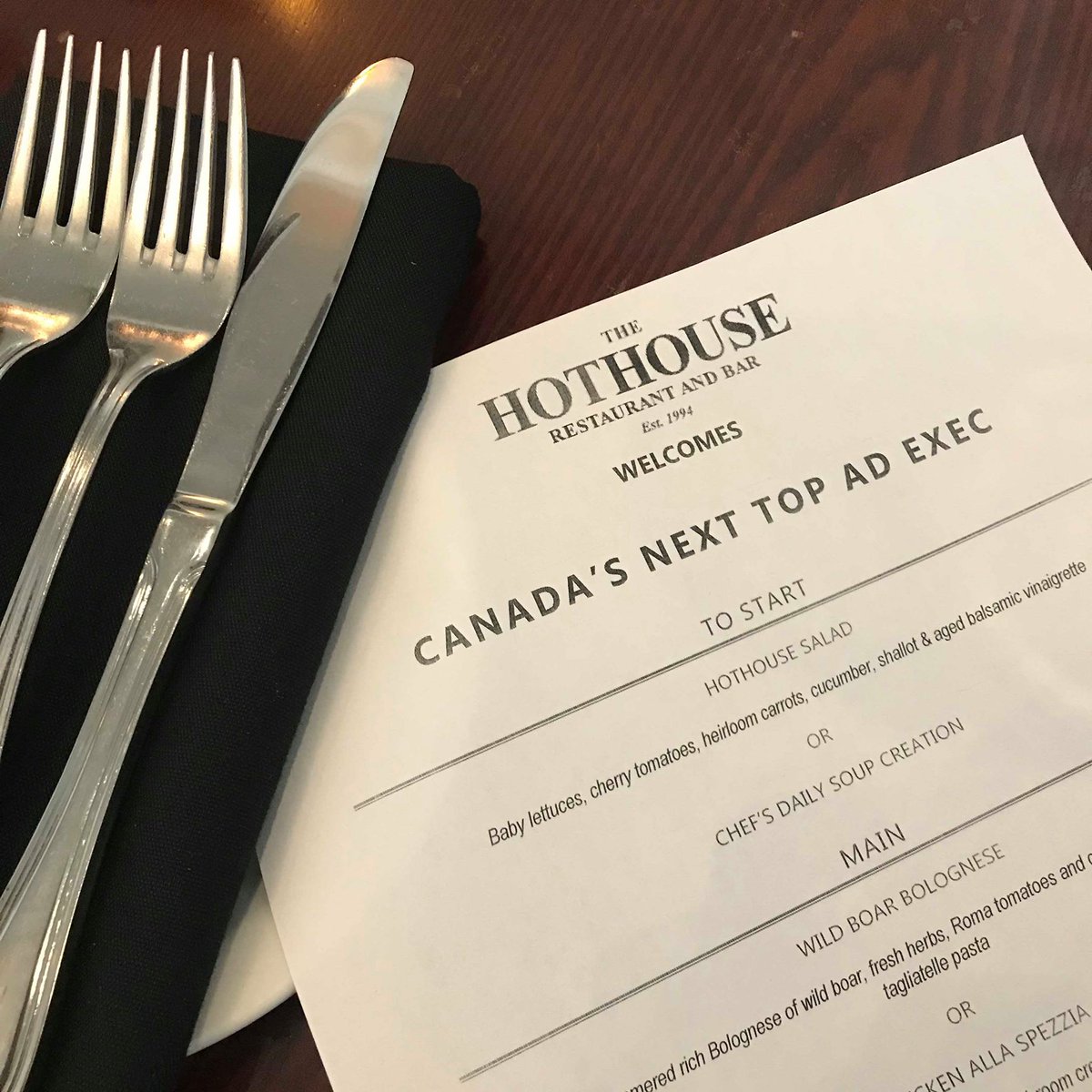 TopAdExec's tweet photo. Today's lunch for our Top 10 is served with some food for thought!π΄
Bon appΓ©tit!
@HotHouseTO #Empowered2Evolve #TopAd2018 https://t.co/vUC5ekghyo