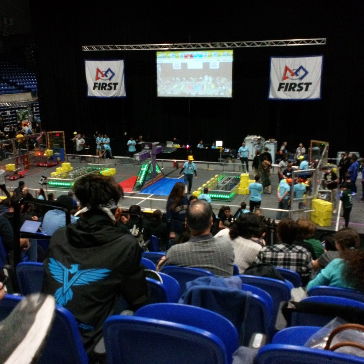 frc4276's tweet photo. Hey, we're at UCI for the Orange County Regional! Come watch us and other amazing teams! https://t.co/8ZS6AOM9g6