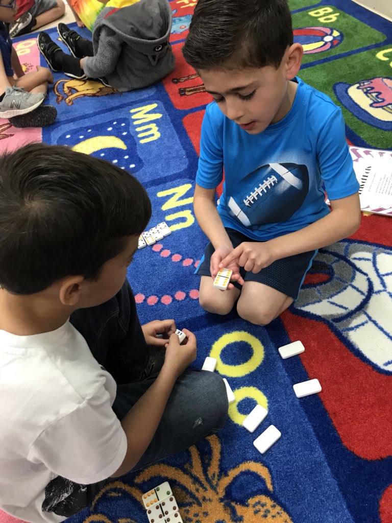 DanielleKindr17's tweet photo. Lots of Dots addition game! #ccescubs #mathtubs https://t.co/e6TT7i4WNF