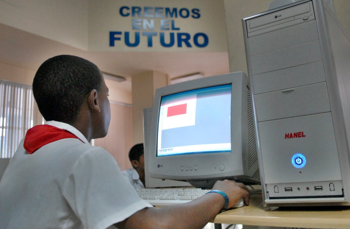 Port3Network___'s tweet photo. Premio mundial a plataforma informática de @uc_camaguey https://t.co/rXqM9IHWl1 #CubaInformatiza #Informatica2018 https://t.co/SiV6dka6uL