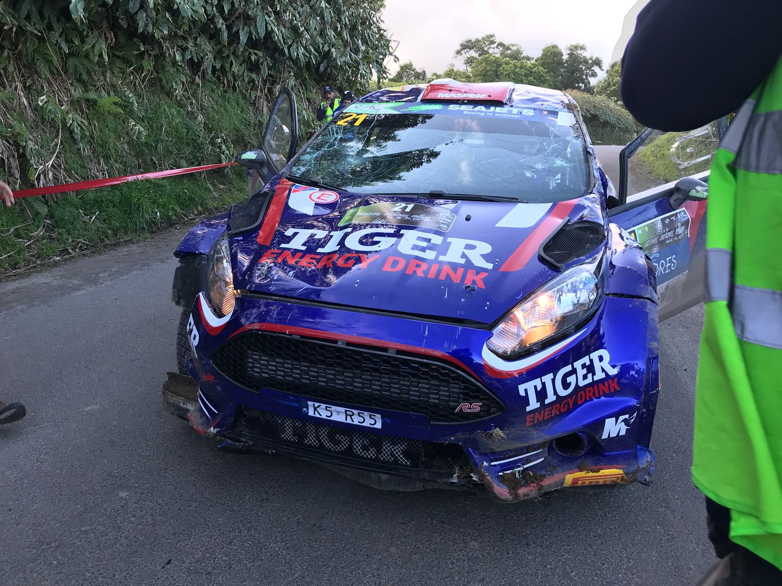 ERC: 53º Azores Airlines Rallye [22-24 Marzo] - Página 3 DY_dKg8W0AAaL-W