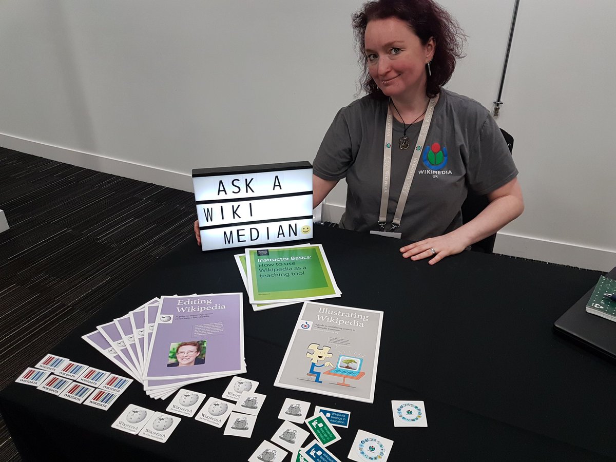 emcandre's tweet photo. Spotted at #LibLitLearn today doing something OpenKnowledgy. https://t.co/nHzUNgFylc