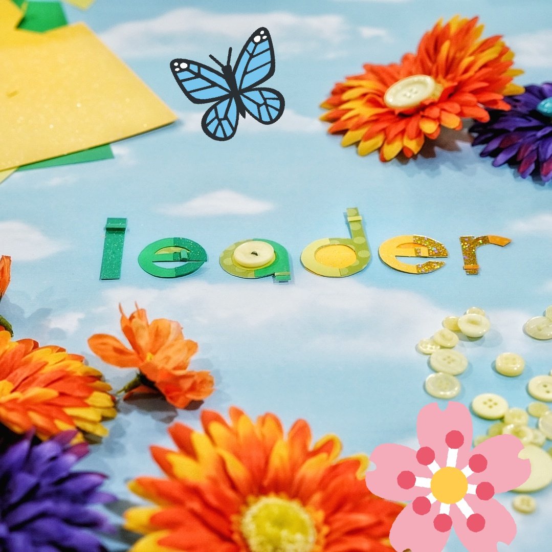 LilyLeader's tweet photo. "Why SHOULDN'T you craft animate your intro?" is the better question. 🌺🌻🌼🌸 #youtuber #leaderlily https://t.co/mGwlLM6NJO