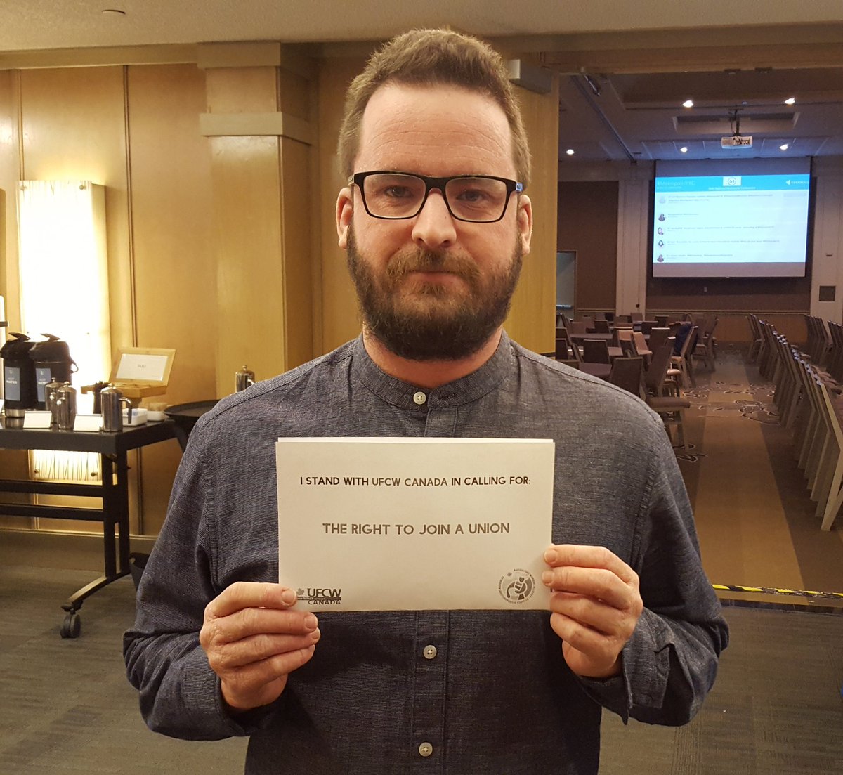 sinfronterasESC's tweet photo. Day 2 at #MetropolisYYC Conf in Calgary. @UFCWCanada highlights the need to fix our broken immigration system. #openpermits #right2unionize https://t.co/76Gb3mBvpr
