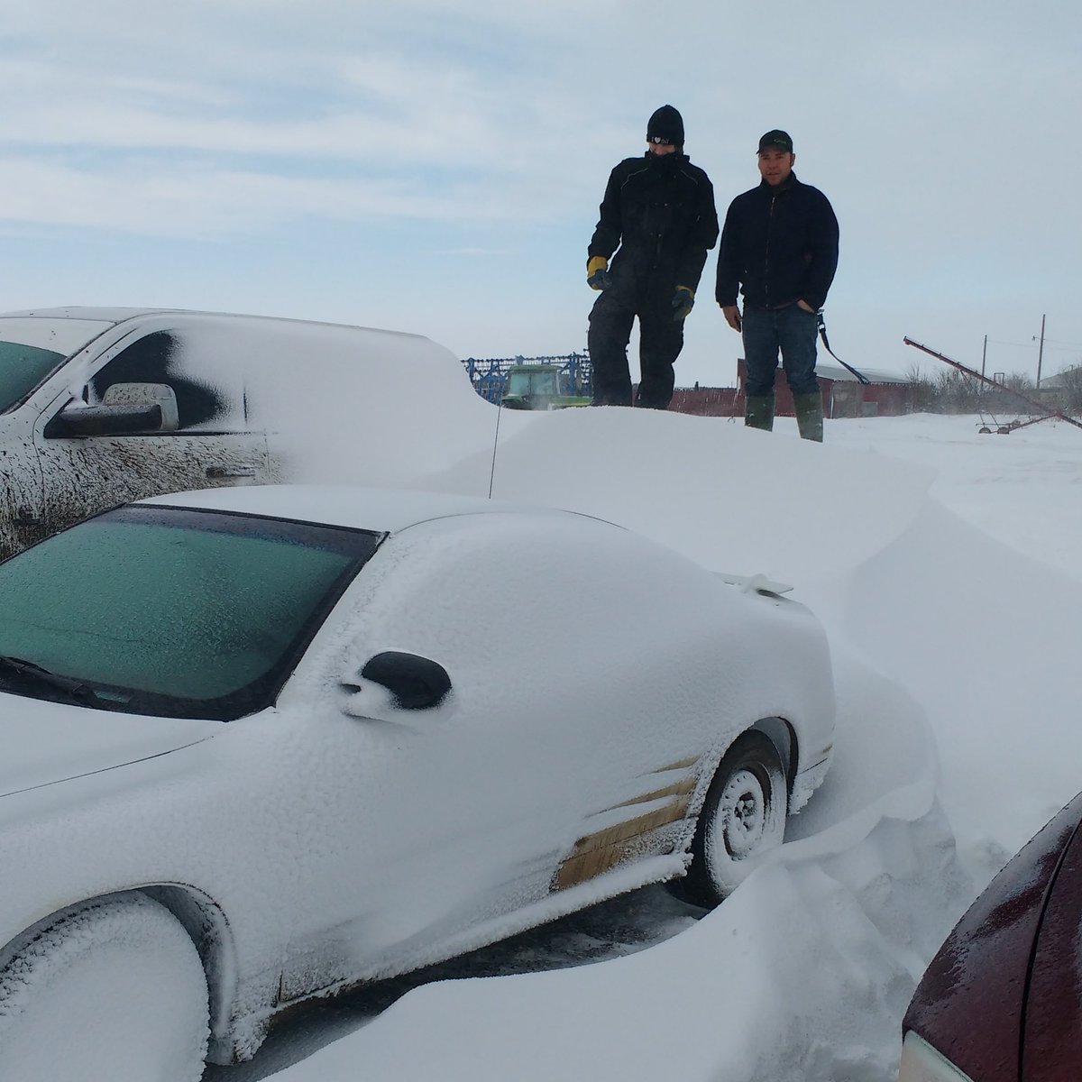 authorKillarney's tweet photo. @GlobalNational #springstorm2018 #Hanna #alberta https://t.co/LbYi8nGHPf