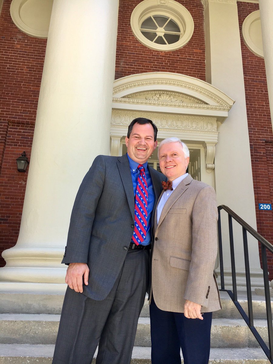 CharlieB_SC's tweet image. Special day! #OnOnPC #WhileWeLiveWeServe @presbycollege