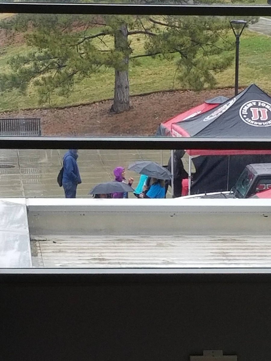 Hezejohnson63's tweet photo. Today's lunch line is much shorter and "freaky fast."

#jimmyjohns #5vito #ucet18 #YOUcet - https://t.co/qQzgw7VT2C https://t.co/itQaMs6We9