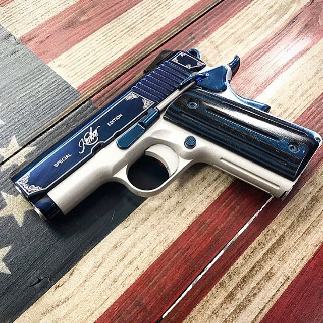 kimberamerica's tweet photo. Kimber Sapphire Ultra II. #firearmsfriday

 📷IG: anniegeturgun93 https://t.co/kJ6BfduRBW