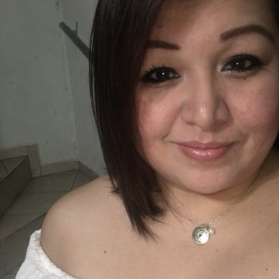 bettyMS22's tweet photo. #NuevaFotoDePerfil https://t.co/AhJJYBwrAn
