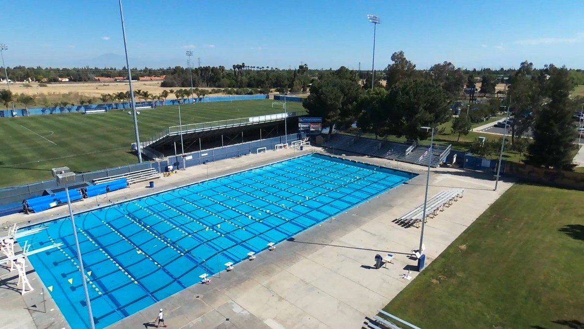 CSUBAthletics's tweet photo. #CSUBswim: CSUB Swimming to Host Learn-to-Swim Lessons #allrunners https://t.co/ZGGv02sTRV https://t.co/ZvlgEoro7L