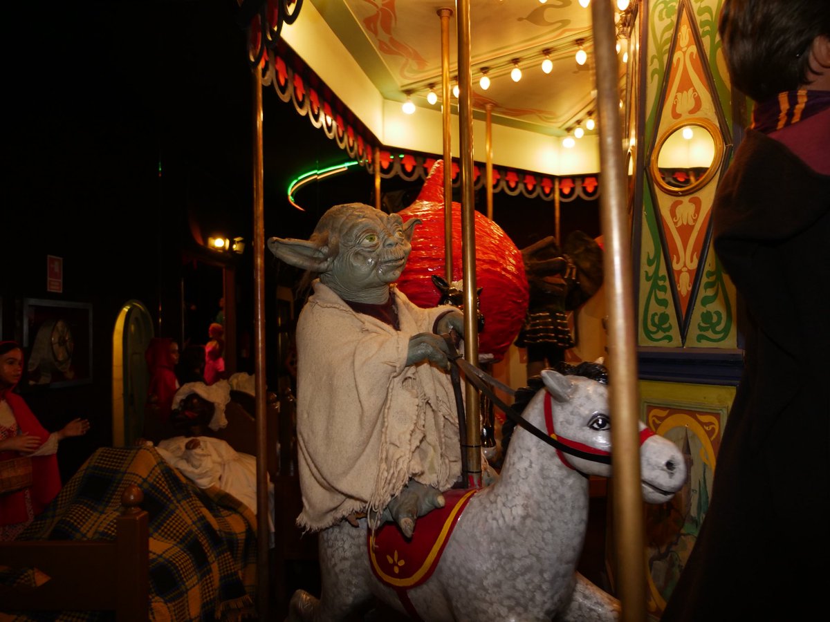 depressedFN2187's tweet photo. Pardonnez mon absence j’etais parti emmener le petit a la foire https://t.co/NERXIuGPof