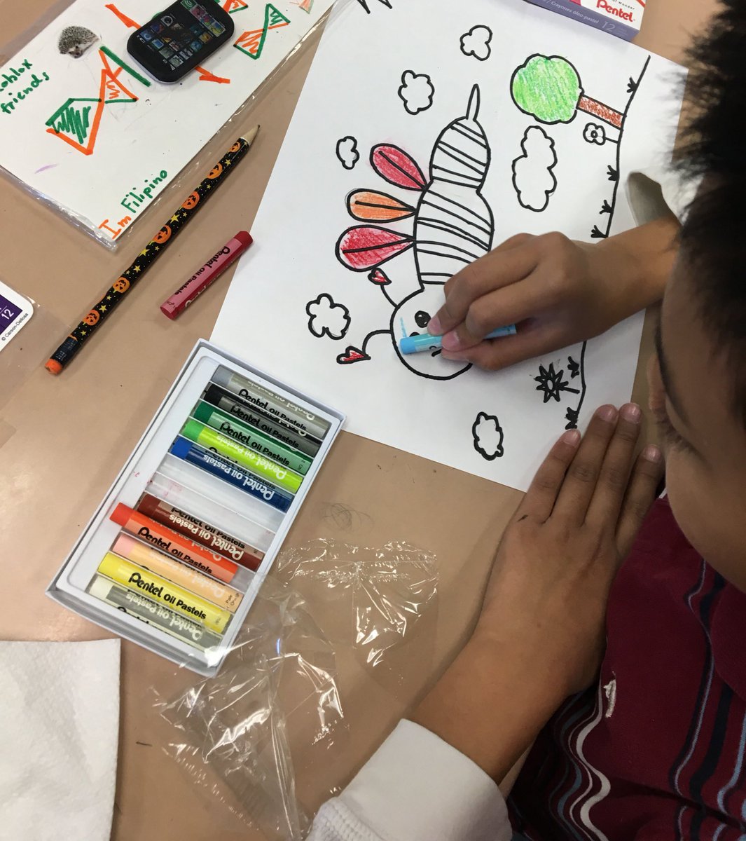 ms_paese's tweet photo. Art docent time! 🎨🖍🖌 #art #woodbridgewoodchucks #RCSDchampions https://t.co/1e7711MbZg
