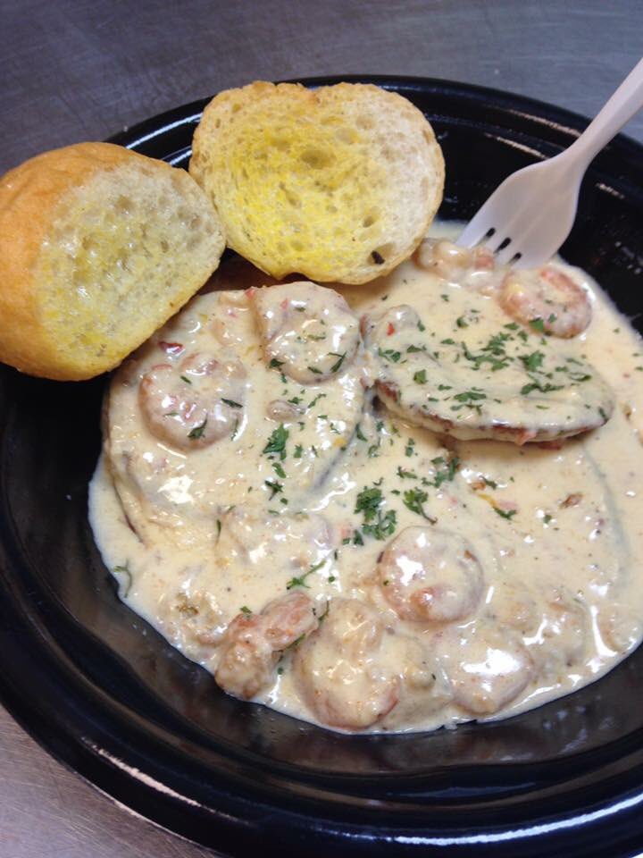 kelliespoorboy_'s tweet photo. Special change!!! Our dinner special is Eggplant Hannah. It is 5-6 eggplant medallions topped with our famous seafood sauce served with butter French bread lol for $9.25

Call ahead to order at (601) 799-5909

We hope you all have a great day! https://t.co/Xg0GKuAvJl