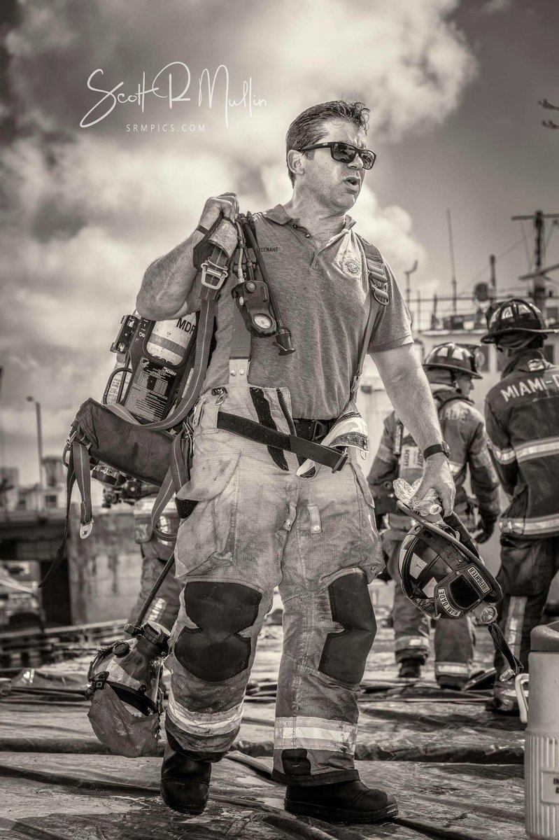 OmarBlancoFL's tweet image. Special thanks to @srm911 for this picture from our recent Marine Fire Fighting Drill @Local1403 @MiamiDadeFire #brotherhood #mdfr #local1403