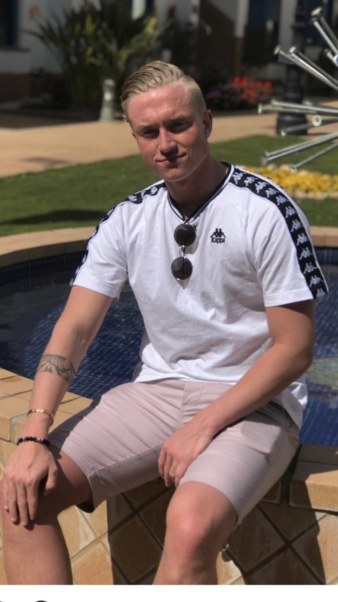 Gamli skólinn á skaganum vs Glænýji skólinn