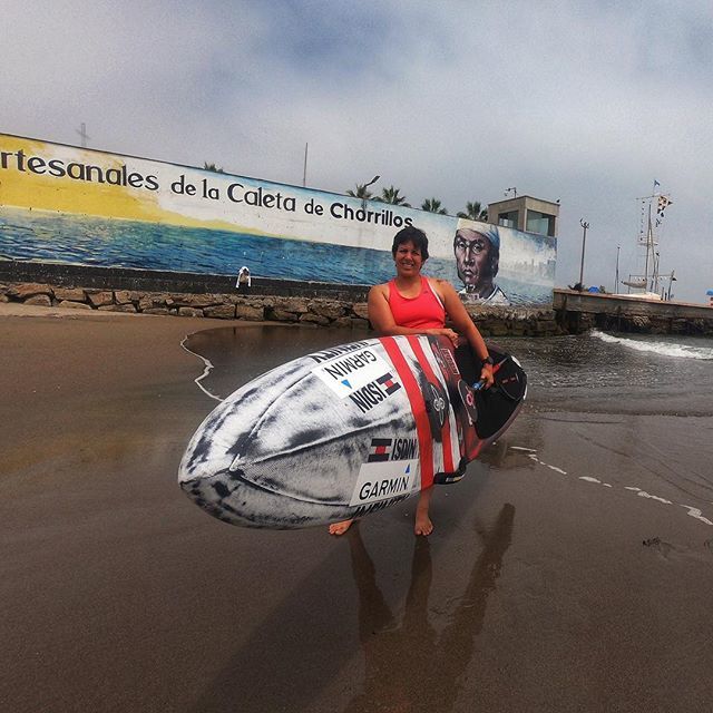 giannisupperu's tweet photo. Entrenando en aguas Chorrillanas bajo la atenta mirada de #JoseOlaya ππ½ββοΈ π΅πͺ #teamgarminperu #havenolimits #yoentrenocongarmin #loveyouskin #infinityblackfish #standuppaddle #sup #paddleboard #paddlesurf #paddlerace #Stand_up_Paddle https://t.co/zqMrWnr8Bh https://t.co/DKCUfF59zy