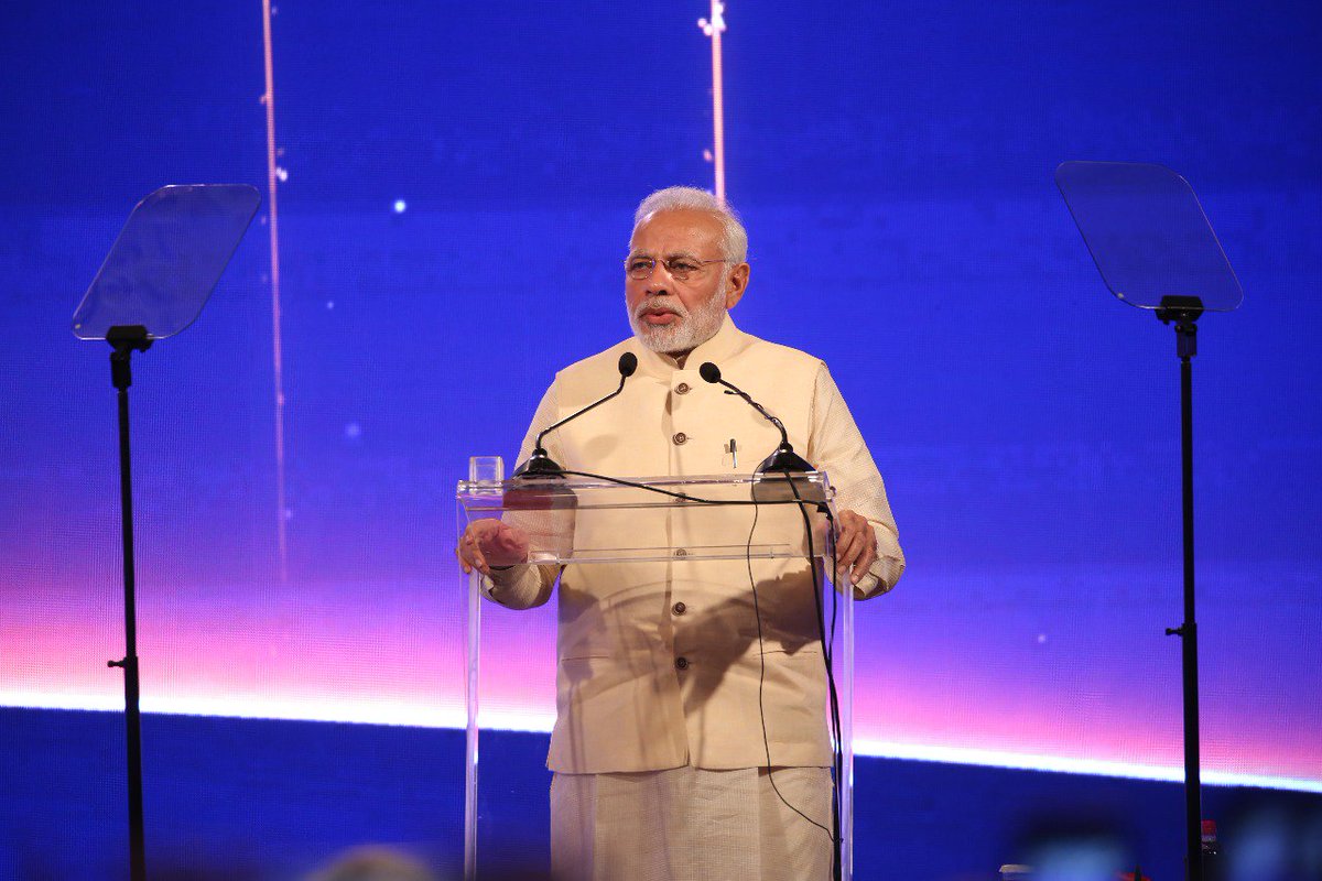 CNNnews18's tweet photo. #PMAtNews18RisingIndia -- In Assam, gas cracker project was pending for 31 years, we started that project: PM @narendramodi at #News18RisingIndia 

LIVE UPDATES: https://t.co/TdE5Dz6sVW https://t.co/KlBL0yxv7R
