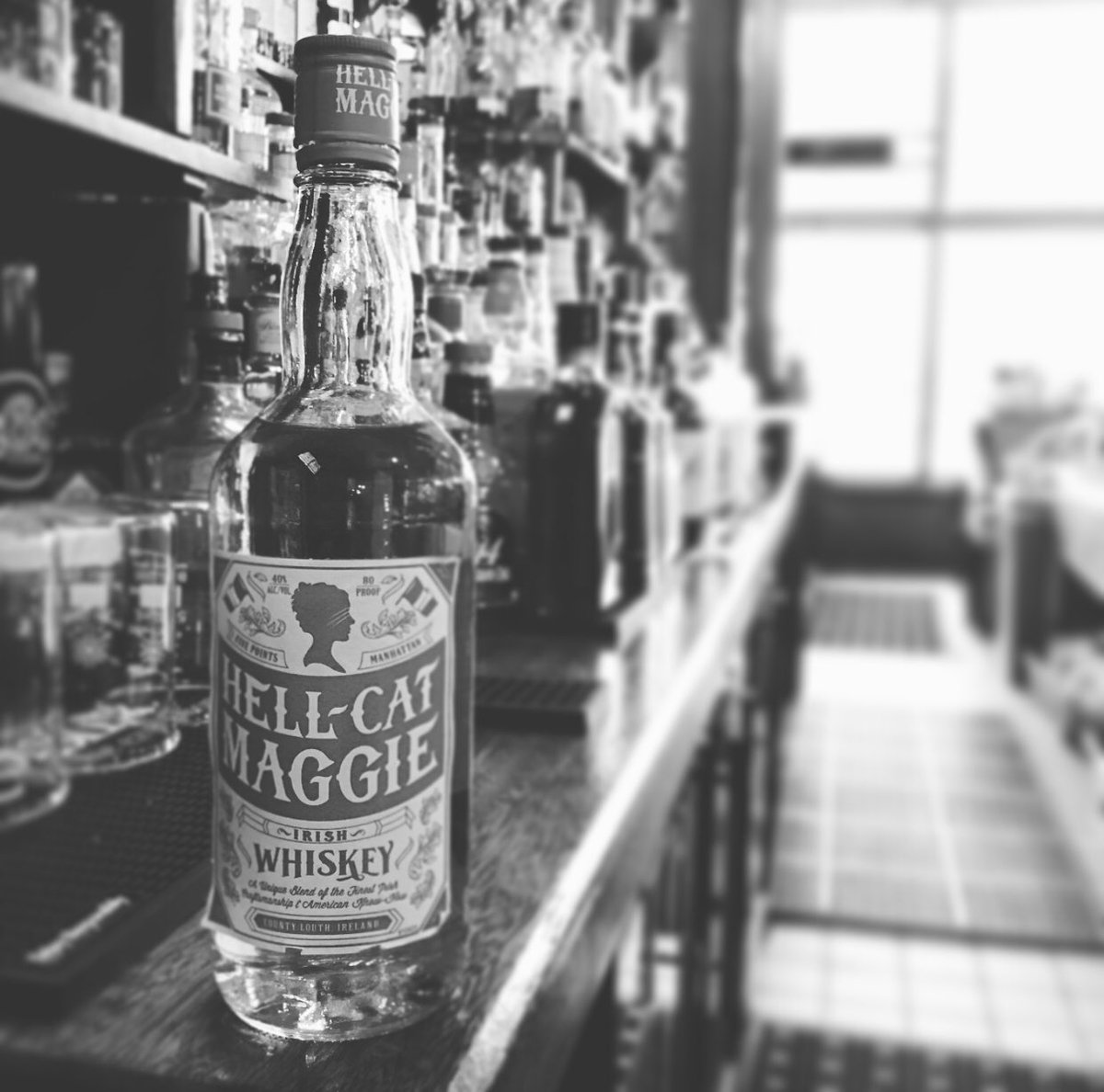 LibertyonMass's tweet photo. #hellcatmaggie is a single pot still whiskey, distilled at the Cooley Distillery in Louth, Ireland and bottled in the U.S.
The name and label celebrate the famed female member of 1850s NY Irish street gang, the Dead Rabbits. #irishwhiskey #indy #whiskeybar https://t.co/AKr1HIx82G