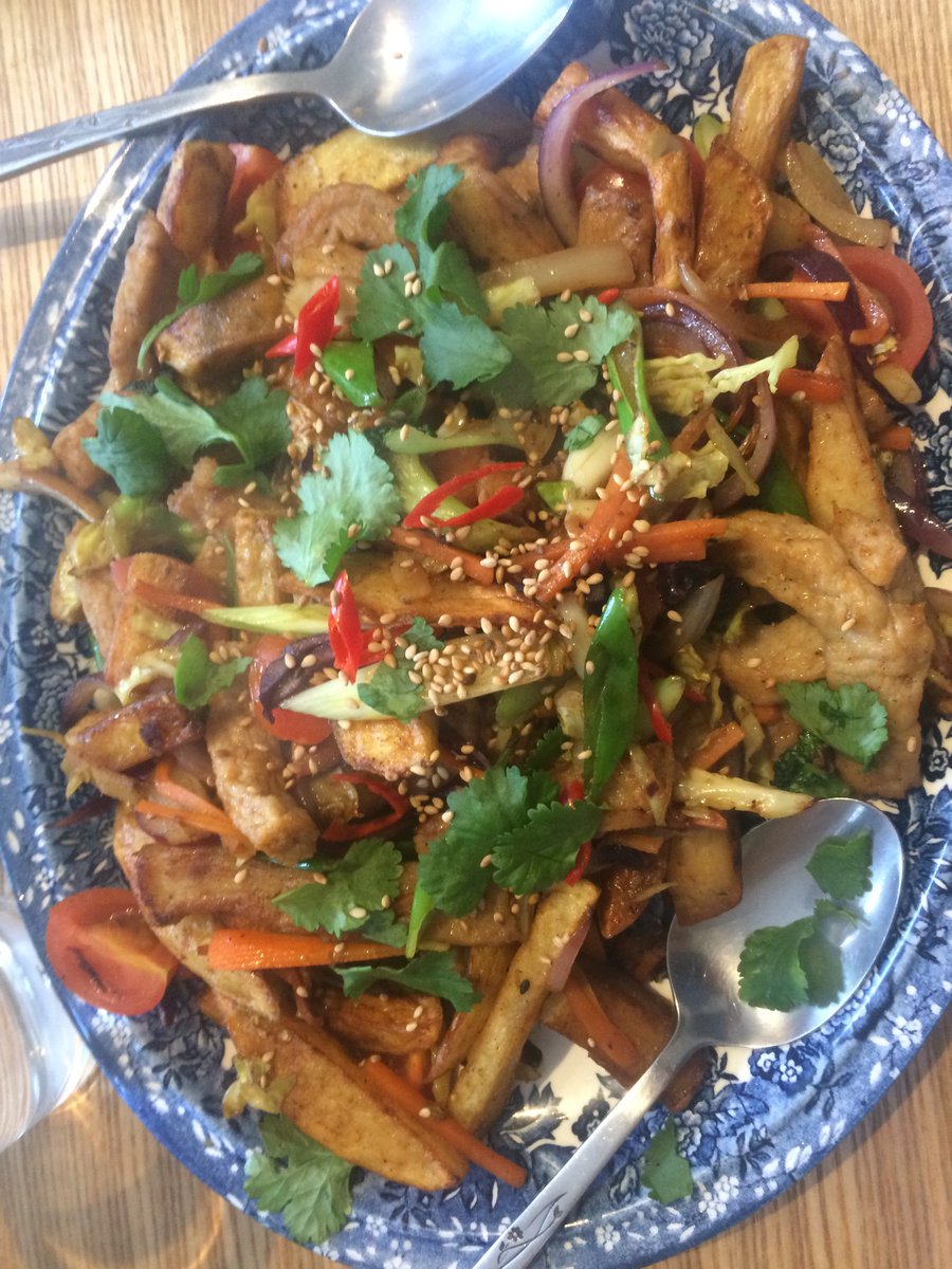 MeehanEm's tweet photo. Cookalong interview yesterday for #invisibleirish project supported by @WCE10 @carolpbreen @oho_co including gluten free vegetarian Irish food! https://t.co/VQPjUH7E0e