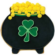 Tomorrow is St. Patrick's Day.  If you find your pot of gold, please keep us in mind to help us continue to serve those children in need of auditory processing therapy and those in need of hearing aids.  Happy St. Patrick's Day, may the luck of the Irish smile upon you.