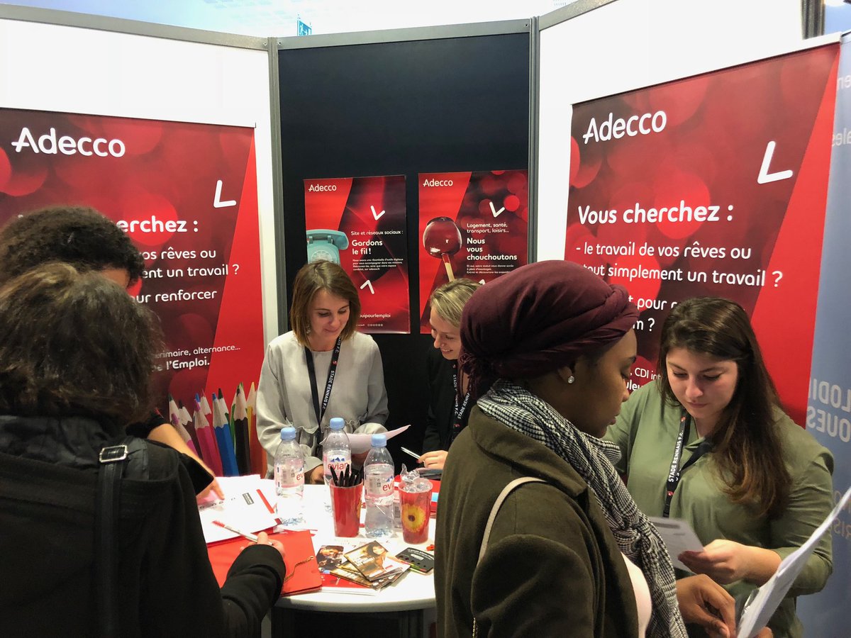 KaeligN's tweet photo. Journée riche en échanges et en candidatures #adecco #emploi35 #stadedel'emplo#roazhonpark https://t.co/cwhsCtKJou