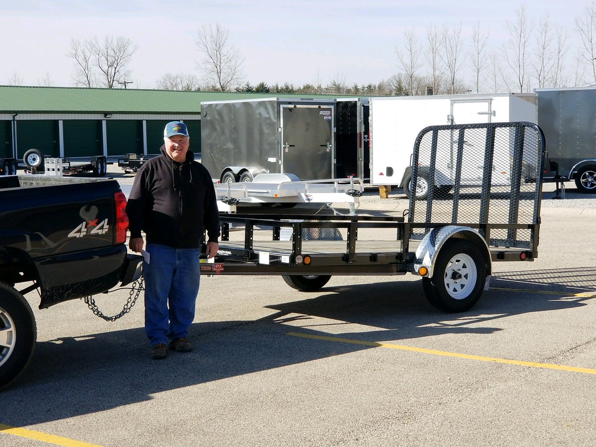 INTrailerSales's tweet photo. Special Thanks to Steven Stump from Decatur, IN for the purchase of 2018 PJ Trailer. Thank You for the business! #IndianaTrailerSales #INTrailerSales #PJTrailers https://t.co/tonXIi7Deu