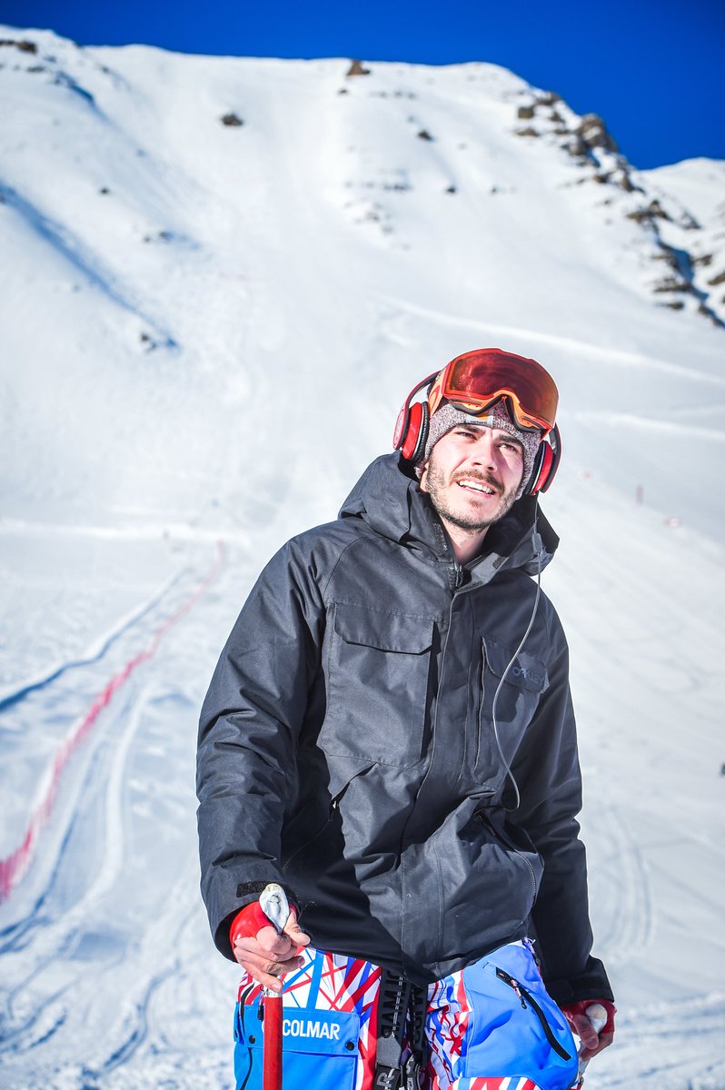 Dernière ligne droite avant le speed masters (27mars-> 03avril) , l’objectif principal de cette saison 2018. Fast runs are coming 😏💥⚡️⏱ #record #speedski #ski #comebackstronger #foudevars 📸: <a href="/gromik/">Javier Martínez</a>.thierry merci pour la pic