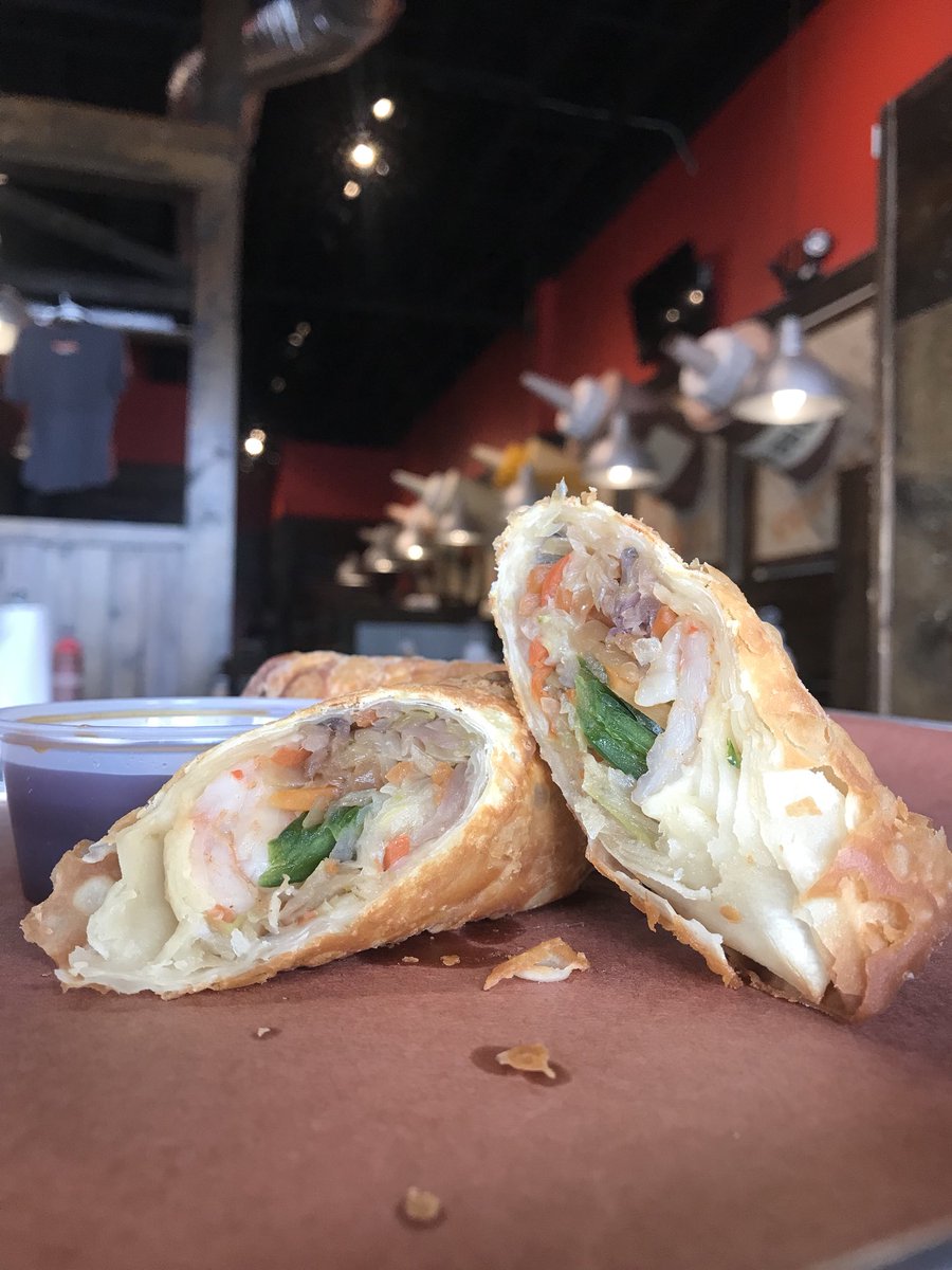 Sugarfire44's tweet photo. Appetizer Friday! #shrimpeggrolls #foodie #tweetmeat #twitterfood #yummy #fish π₯π₯π₯ https://t.co/SXsH3oCwgM