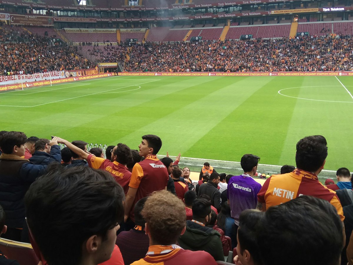 Stad çok güzel... Gelsenize 😊

#Galatasaray 
#Hedef21 
#turktelekomarena
#antrenman