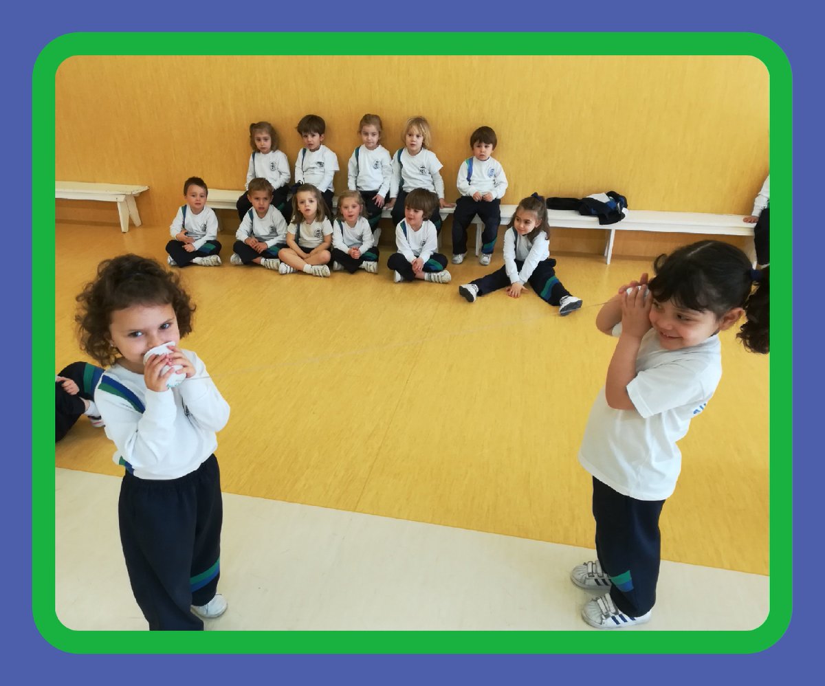 pmariasantcugat's tweet image. A P3-C jugant al tradicional joc del telèfon desenvolupem el sentit de l'oïda! #educacio #sentits #infantil 🤳