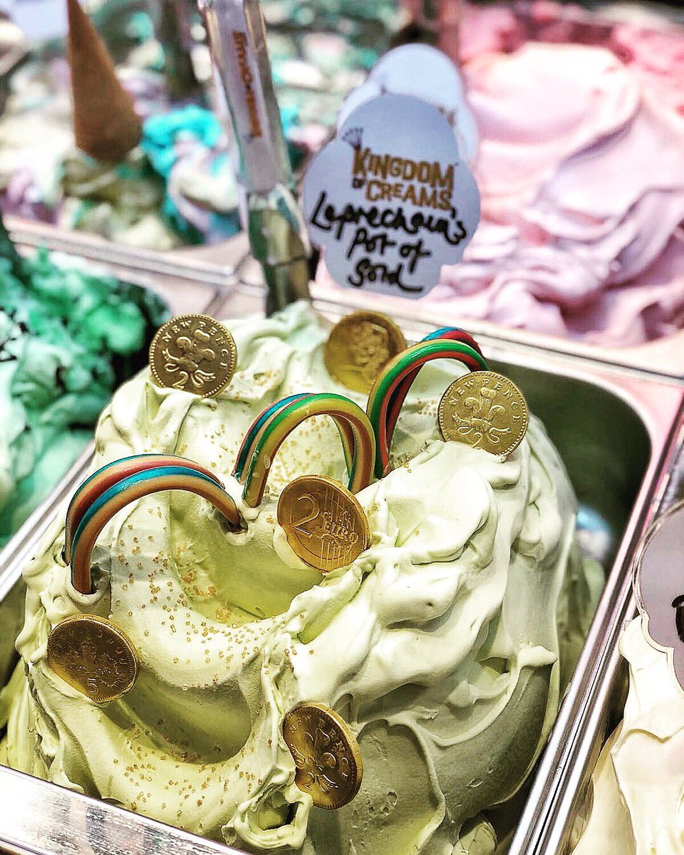 🍀 What’s the craic? We’ve got a couple of special treats for you lovely folk this #StPatricksDay 🍀 Try ‘Leprechaun’s Pot of Gold’ Green Apple Gelato and our tribute to a pint of <a href="/GuinnessGB/">Guinness GB</a> - Vanilla Gelato &amp; Charcoal Cone. Perfect snacks to get in the St Patrick's Day spirit