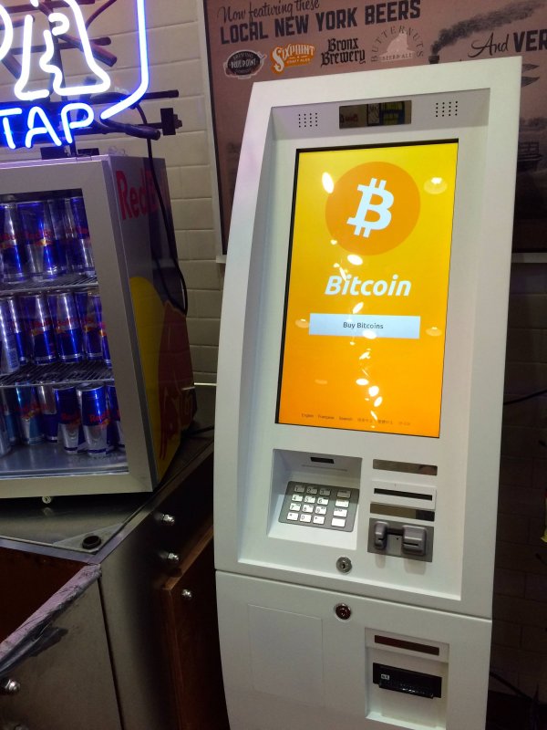 MillennialCrypt's tweet image. #Bitcoin ATMs continue to rise as banks are closing at a record rate. 

dailyhodl.com/2018/03/16/bit… #HODL #Cryptocurrency #Cryptotwitter #BTC