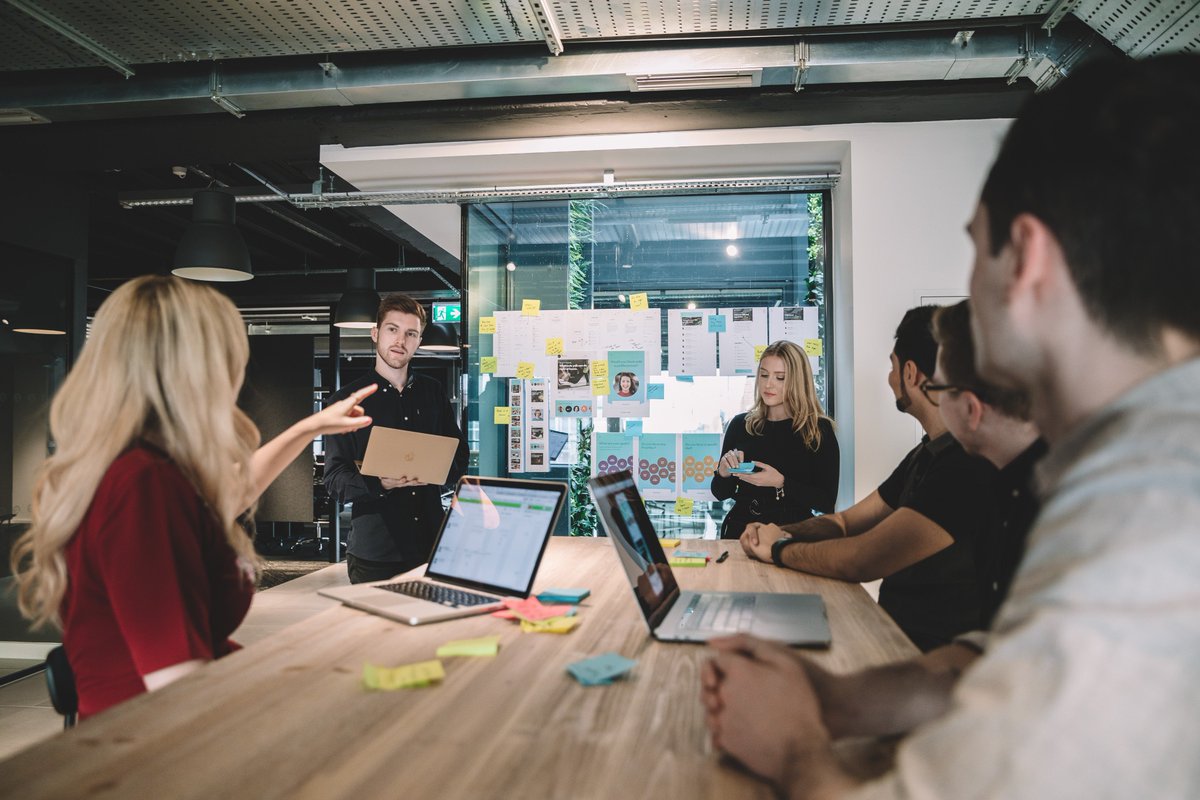 e3creative's tweet photo. "Marketing is both creative and analytical, with leaders working fluidly across all channels and inventing new ways to convert customers." 

Marketing Director Jessica Bradley comments on one of @e3creative's award-winning teams: https://t.co/e0SueKbJCB https://t.co/vZ4mHk3YWB
