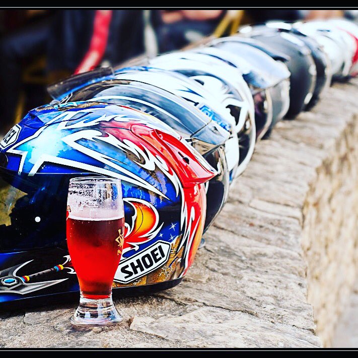 motardsidf's tweet photo. C'est l'heure de l'#apero #motardsIdf ✌️ https://t.co/UQdKy0eHMZ