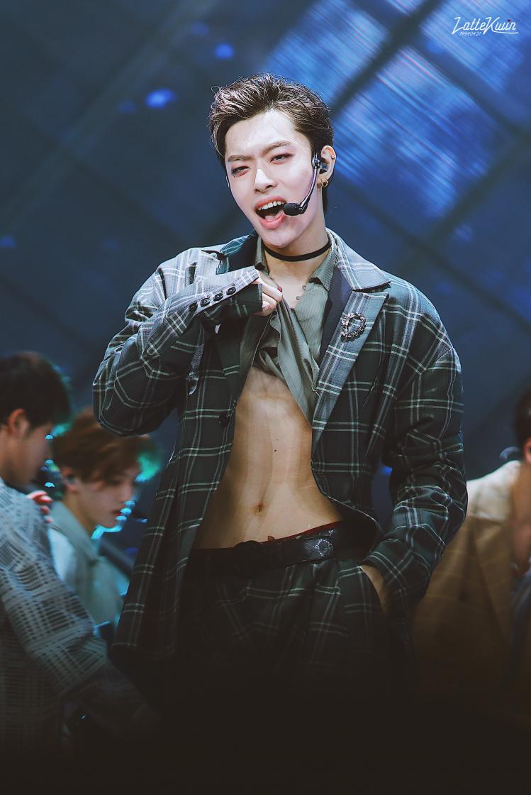 "180309 HD #IdolProducer …" - @LatteKWIN, LatteKWIN_木子洋图博 ... - 749 x 1120 jpeg 89kB