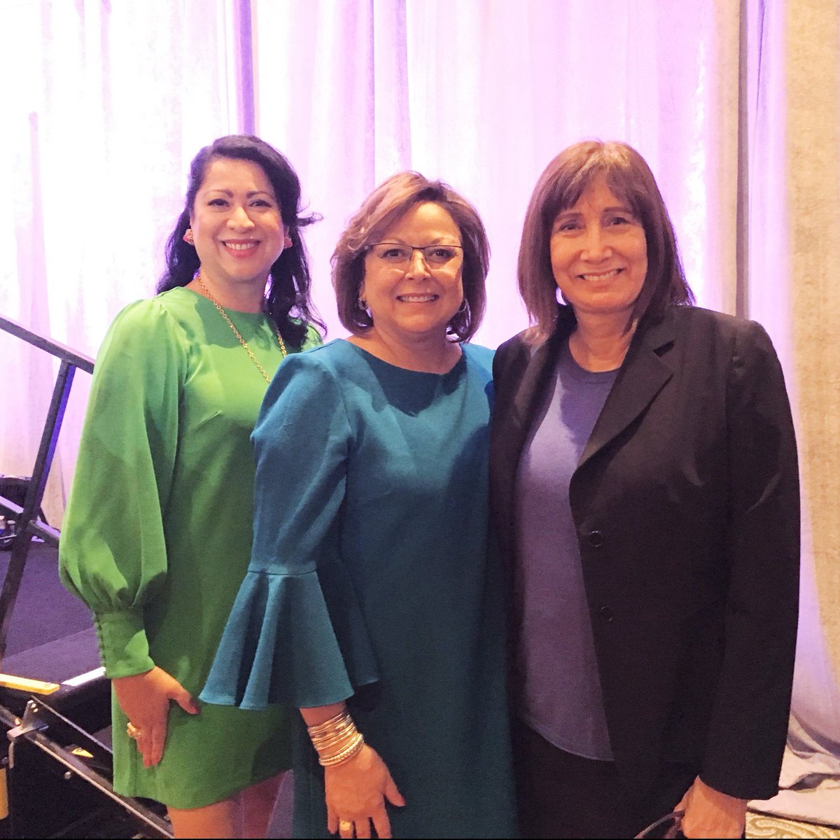 BaysidePrinting's tweet photo. Many thanks to @HispanicHouston for yesterday's truly inspiring #womeninbiz luncheon and for the opportunity to hear New Mexico's amazing @Gov_Martinez speak. What a phenomenal event! https://t.co/3PPySspD7s