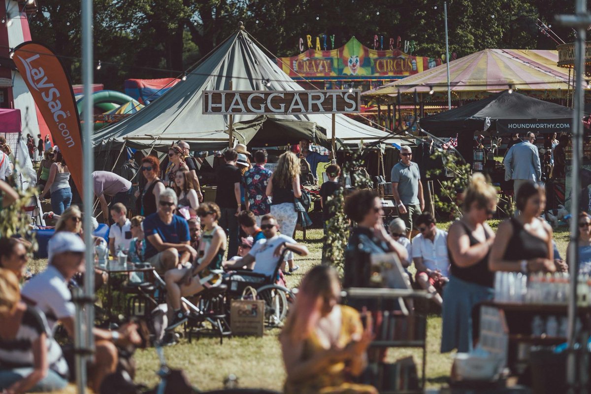 EroicaBritannia's tweet photo. To all you brilliant brands out there!

Are you looking to get involved in a Summertime 3 day Great British Festival Adventure like no other? We've got last spots up for grabs for traders, partners &amp; creators of amazing things! Take a peek &amp; drop us a line https://t.co/e5wkrwkkoy https://t.co/I7Rh0Tr8aC