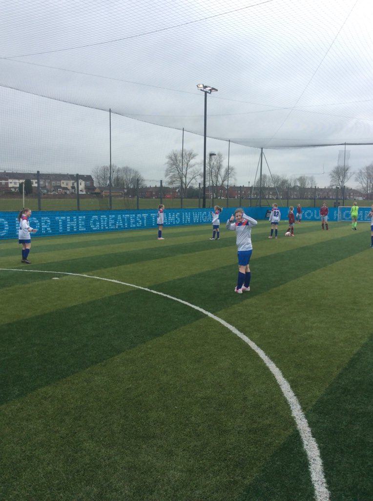 sport__sv's tweet photo. Y6 football. 2nd place, well played girls https://t.co/upBmBxBmk5