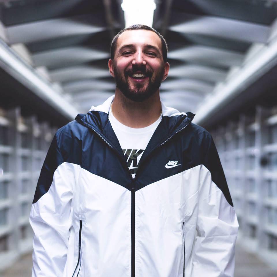 Tech21Official's tweet photo. The #GalaxyS9 is here, and what better way to celebrate than test it to
the max. Watch out for when @chadwildclay, @BigDawsTv, @JahannahJames, and @HowRidiculous take on the #DropMoreCareLess challenge, coming 🔜 https://t.co/2HvVo2JKM0